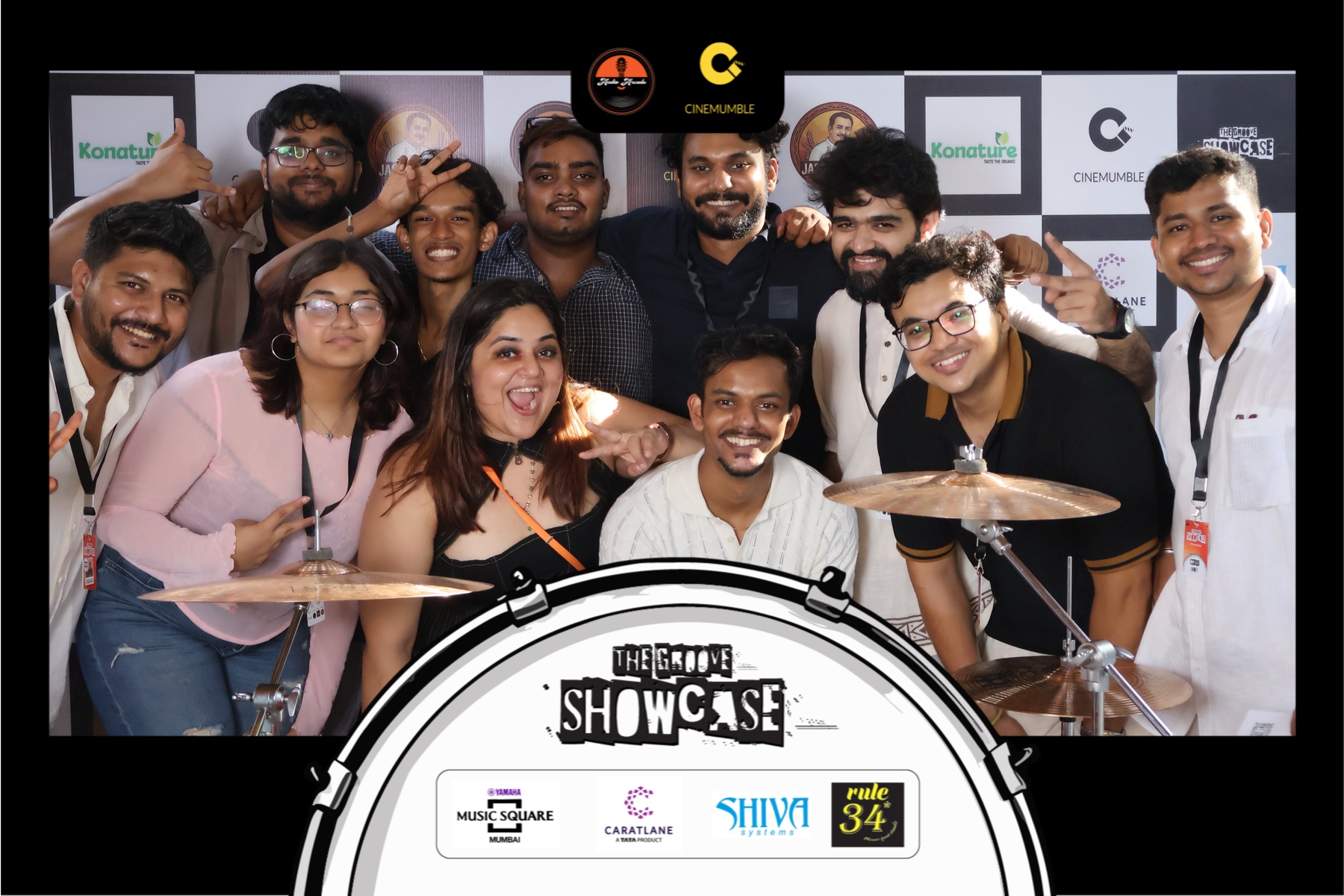 The Groove Showcase - The PhotoBooth Company